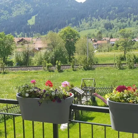 Oberland-Ferienwohnung Inkl Koenigscard Bis Zu 150 Attraktionen Inkl Unterammergau Esterno foto